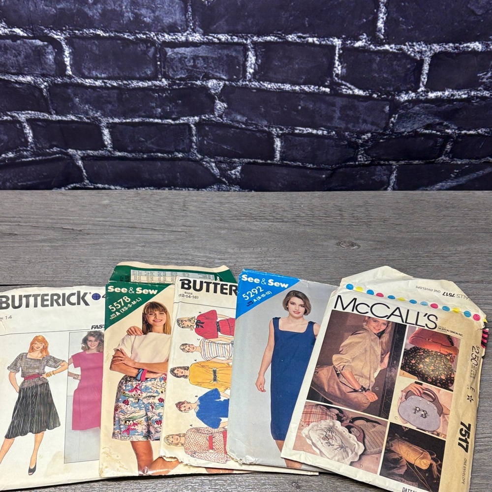 Vintage Sewing Pattern Lot - image 1